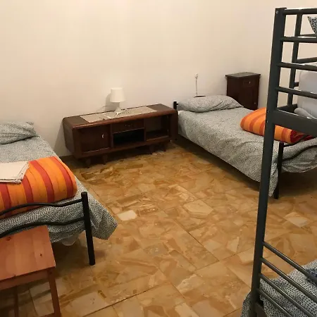 Bed & Breakfast Antico Borgo Toscano 2*