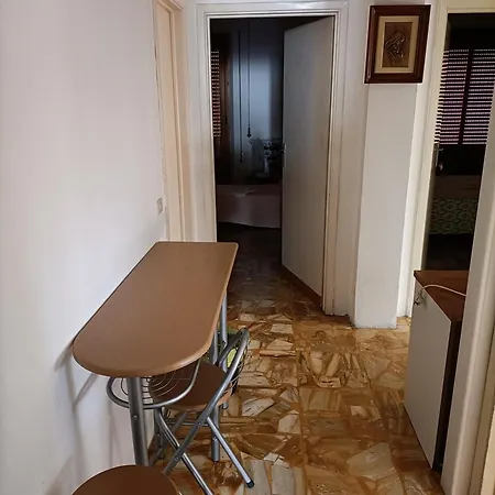 E Locazioni Turistiche Antico Borgo Toscano Bed and Breakfast 2*
