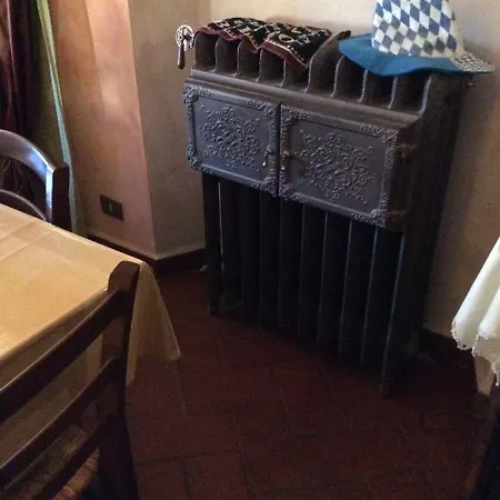 E Locazioni Turistiche Antico Borgo Toscano 2* Montecatini-Terme